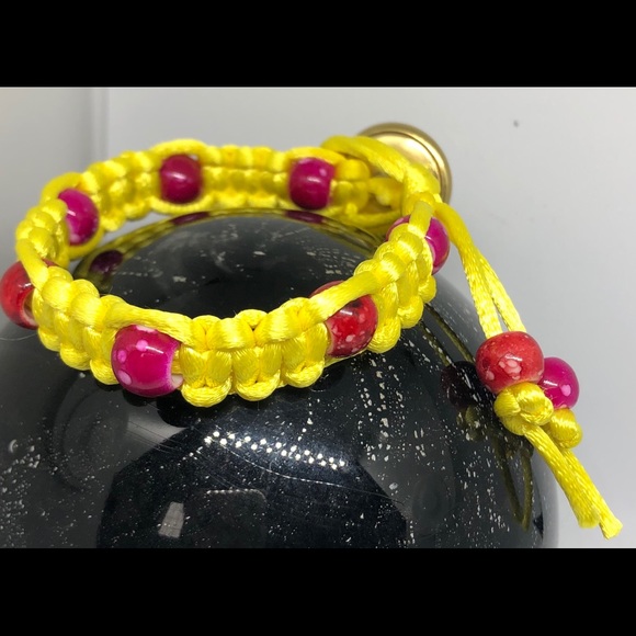 BOHO Macrame Bracelet - Picture 4 of 4